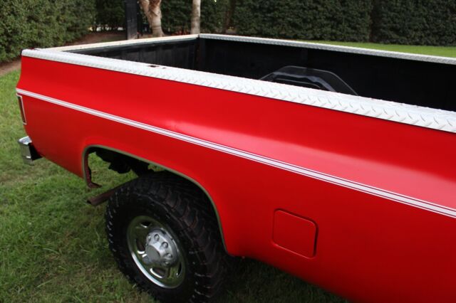 1985 Red GMC Sierra 2500 Crew Cab Pickup