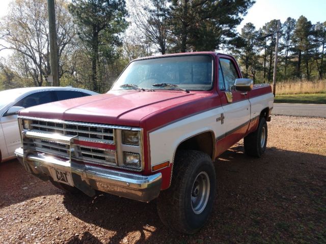 1985 Red Chevrolet C/K Pickup 1500 Standard Cab Pickup