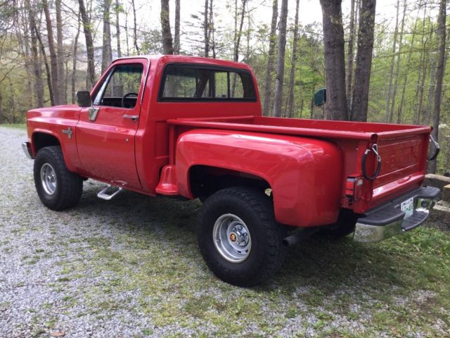 1985 Red Chevrolet C/K Pickup 1500 Standard Cab Pickup