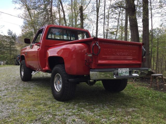 1985 Red Chevrolet C/K Pickup 1500 Standard Cab Pickup