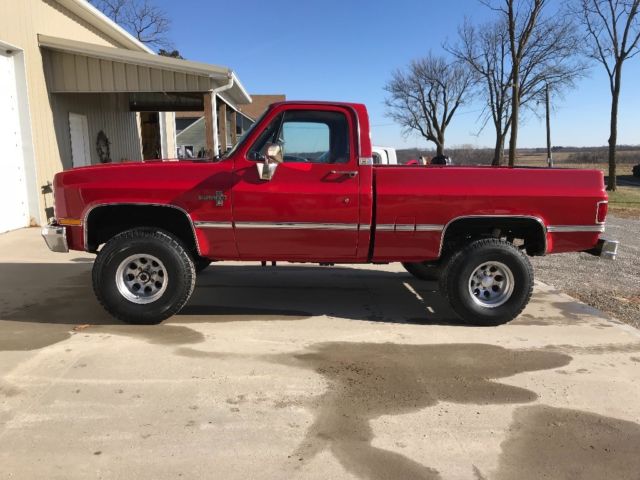 1985 Red Chevrolet C/K Pickup 1500