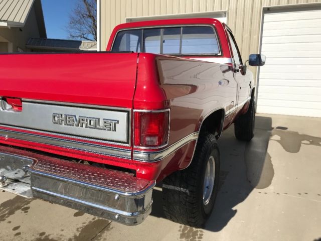 1985 Red Chevrolet C/K Pickup 1500