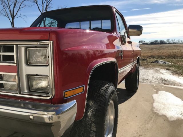 1985 Red Chevrolet C/K Pickup 1500