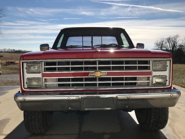 1985 Red Chevrolet C/K Pickup 1500