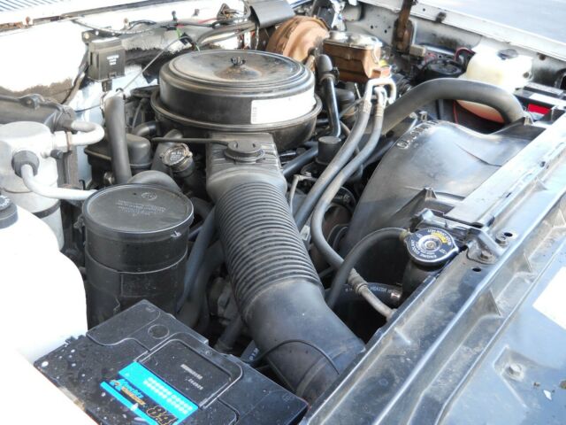 1985 White  /  Blue Chevrolet K20 Pickup Standard Cab Pickup