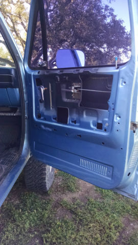 1985 Light Metallic Blue Chevrolet Other Pickups Standard Cab Pickup