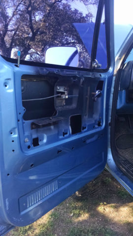 1985 Light Metallic Blue Chevrolet Other Pickups Standard Cab Pickup