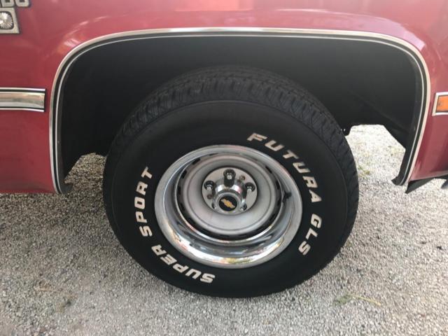 1985 Red Chevrolet C-10 --