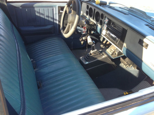 1985 Blue Chevrolet S-10 Pickup Truck