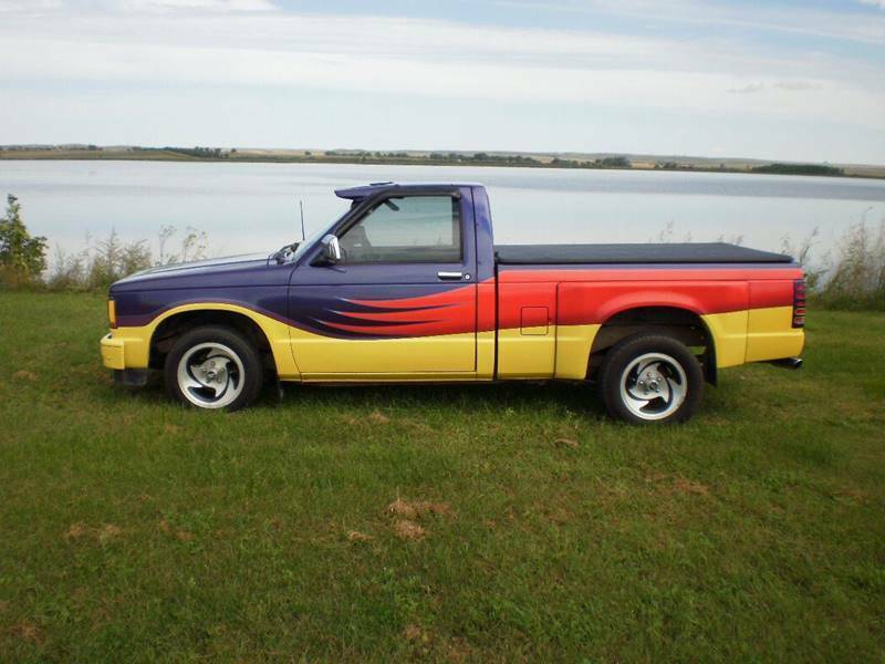 1985 Red Chevrolet S-10 Pickup Truck