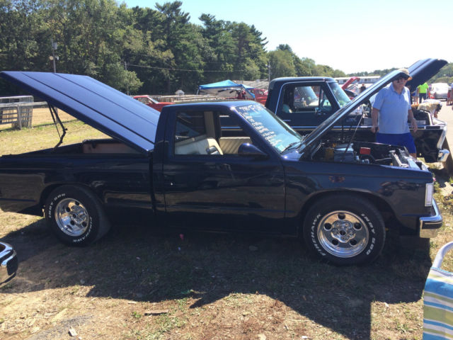 1985 Porsche Midnight Blue Chevrolet S-10 Pickup