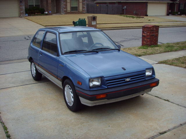 1985 Blue Chevrolet Sprint Hatchback