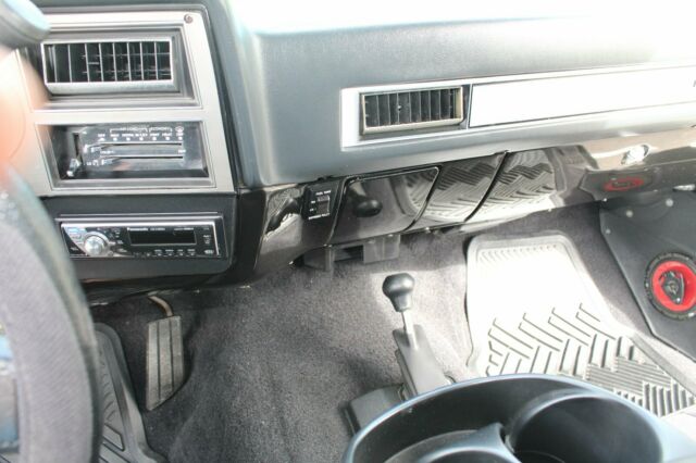 1985 Black Chevrolet Silverado 1500 Standard Cab Pickup