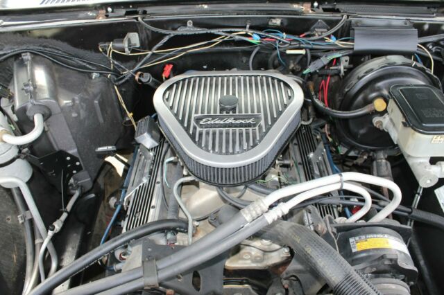 1985 Black Chevrolet Silverado 1500 Standard Cab Pickup