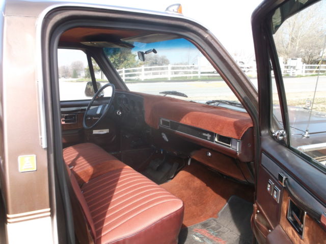1985 Brown tan Chevrolet C/K Pickup 3500 Standard Cab Pickup