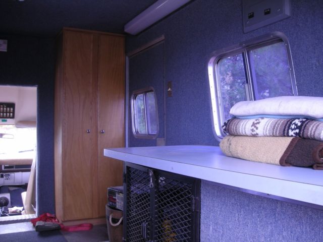 1985 White Chevrolet C-10 POLICE SWAT COMMAND CENTER