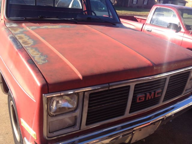 1985 Red Chevrolet C-10 SQUARE BODY