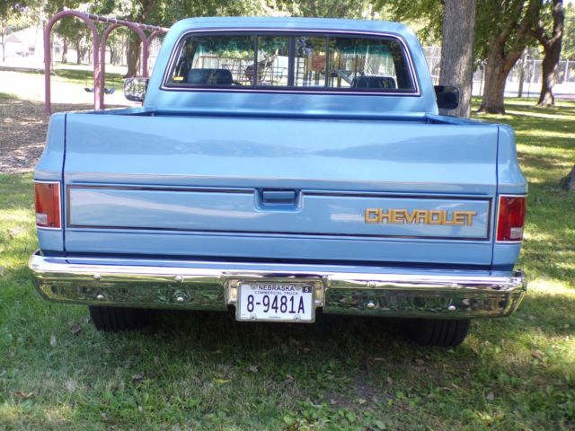 1985 Blue Chevrolet C-10 Short Box