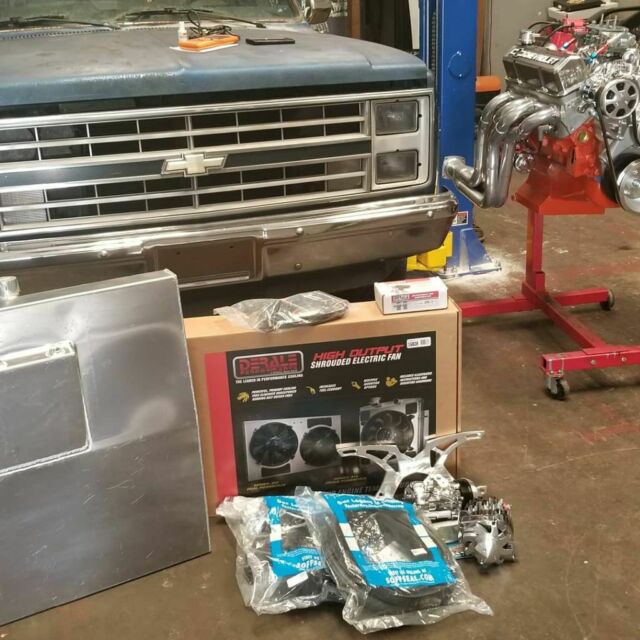 1985 Chevrolet C-10 Standard Cab Pickup