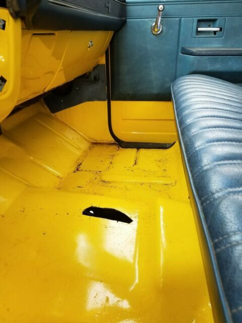 1985 Yellow Chevrolet C/K Pickup 2500