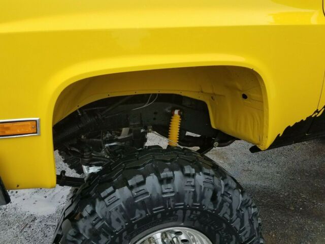 1985 Yellow Chevrolet C/K Pickup 2500