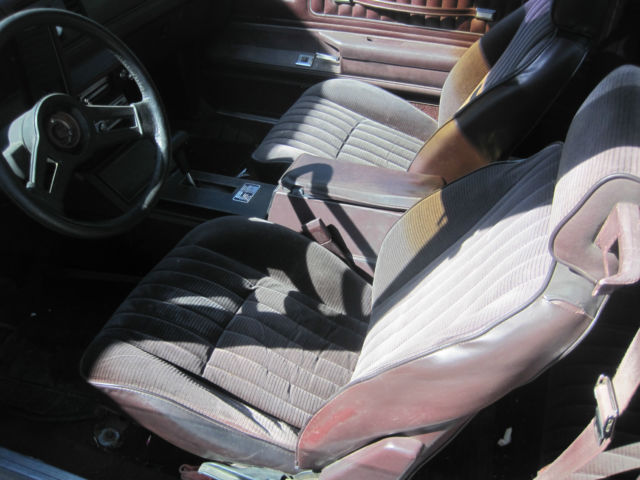 1985 Black/MAROON Chevrolet Monte Carlo 2 DOOR T-TOP