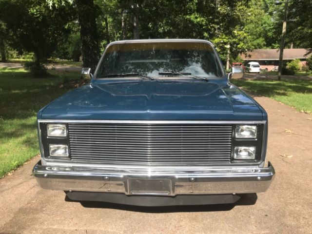 1985 Blue Chevrolet C-10 Standard Cab Pickup