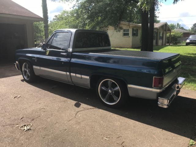 1985 Blue Chevrolet C-10 Standard Cab Pickup