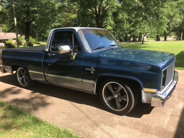 1985 Blue Chevrolet C-10 Standard Cab Pickup