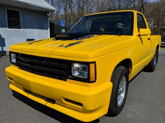 1985 Yellow Chevrolet S-10 Pickup