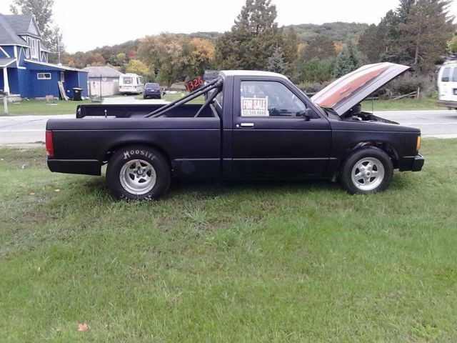 1985 Black Chevrolet S-10 Extended Crew Cab Pickup