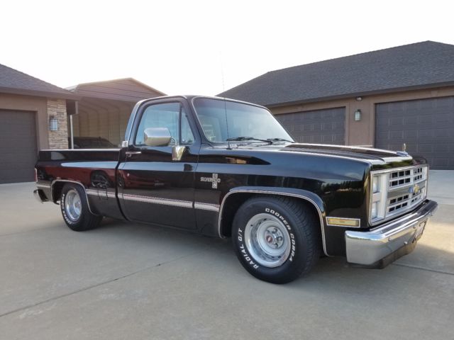 1985 Black Chevrolet C-10 Standard Cab Pickup