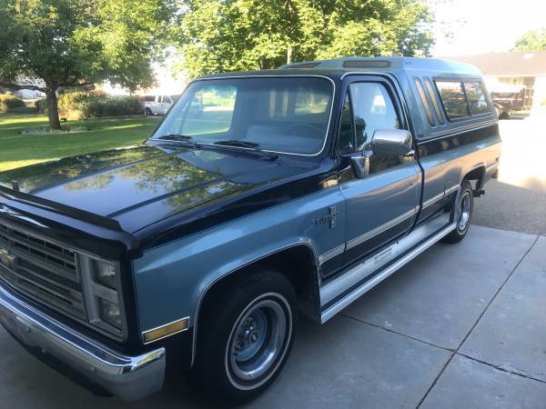 1985 Blue Chevrolet C-10 Cab & Chassis