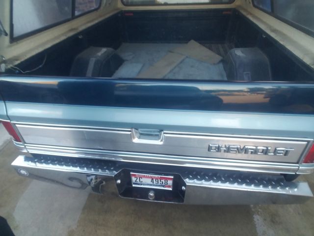 1985 Blue Chevrolet C-10 Cab & Chassis