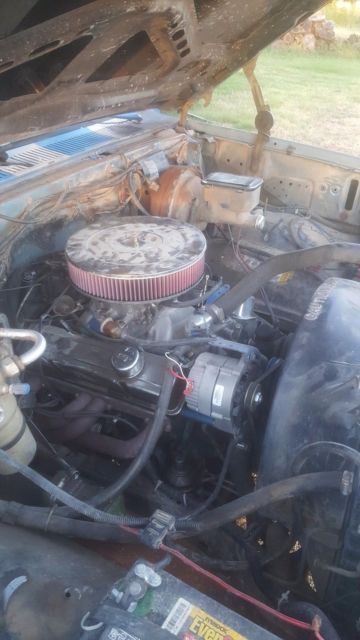 1985 Chevrolet Silverado 1500 Standard Cab Pickup