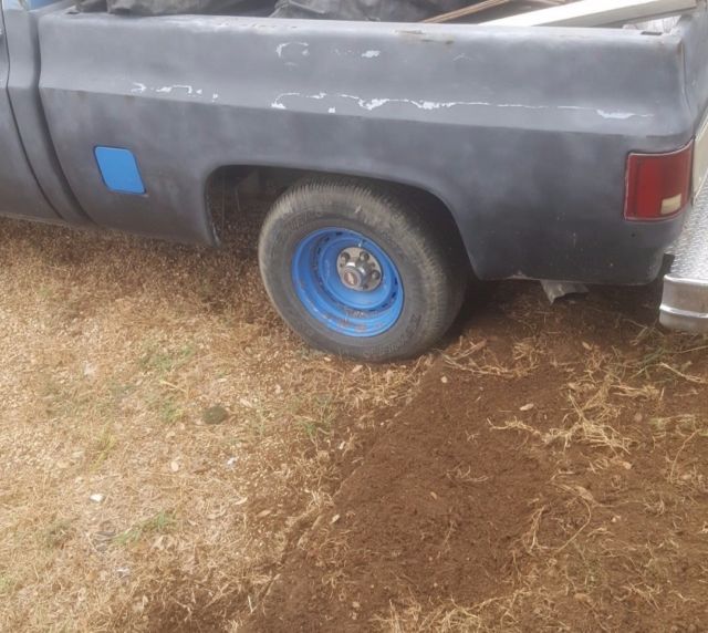 1985 Chevrolet Silverado 1500 Standard Cab Pickup