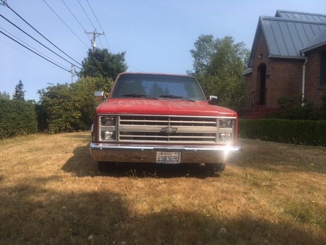 1985 Red Chevrolet C-10 truck