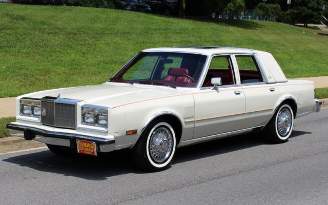 1985 White Chrysler 5th Avenue Sedan