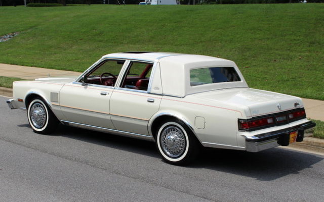 1985 White Chrysler 5th Avenue Sedan