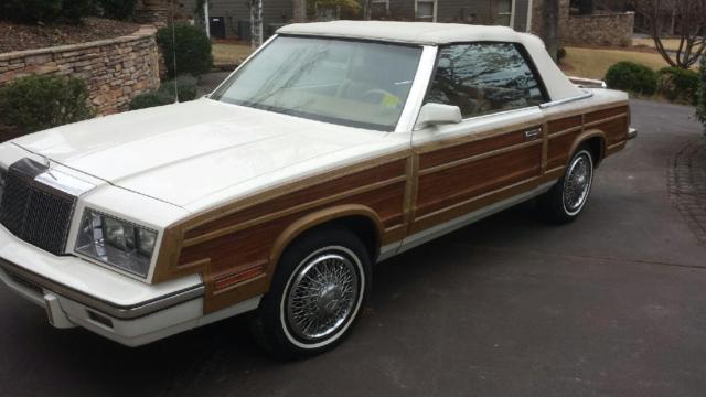 1985 white Chrysler Town & Country Convertible