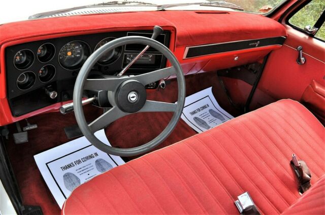 1985 White Chevrolet C-10 Standard Cab Pickup