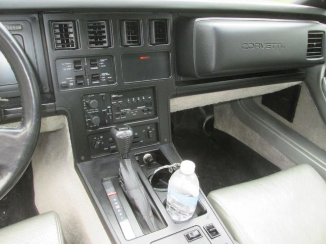 1985 Gray Chevrolet Corvette Coupe