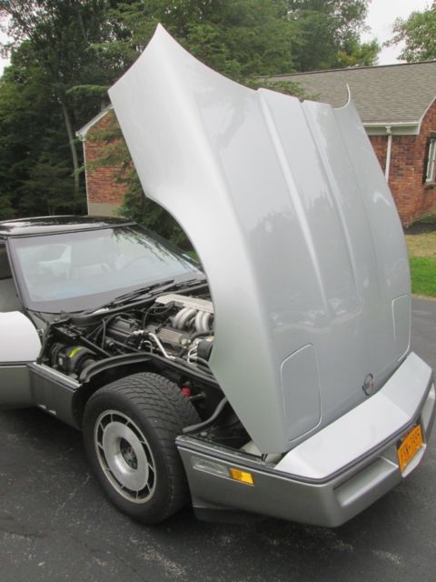1985 Gray Chevrolet Corvette Coupe