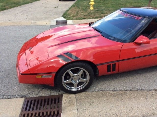 1985 Red Chevrolet Corvette Coupe