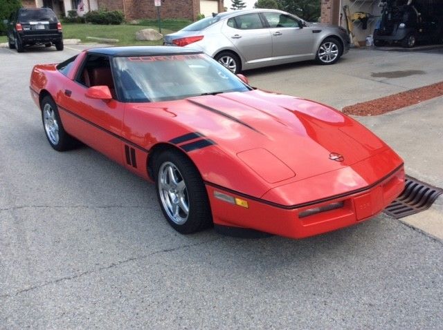 1985 Red Chevrolet Corvette Coupe