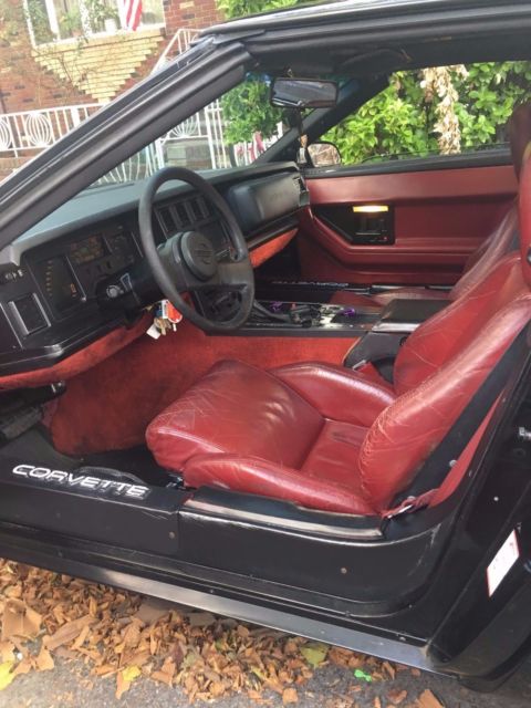 1985 Black Chevrolet Corvette Coupe