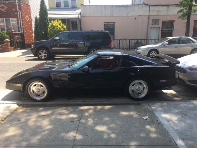 1985 Black Chevrolet Corvette Coupe