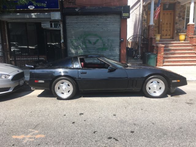 1985 Black Chevrolet Corvette Coupe