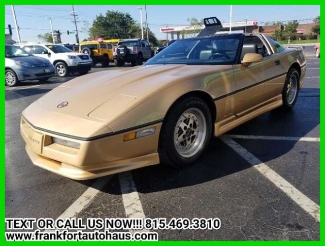 1985 Gold Chevrolet Corvette