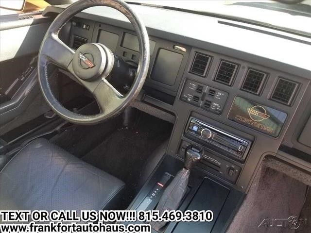 1985 Gold Chevrolet Corvette